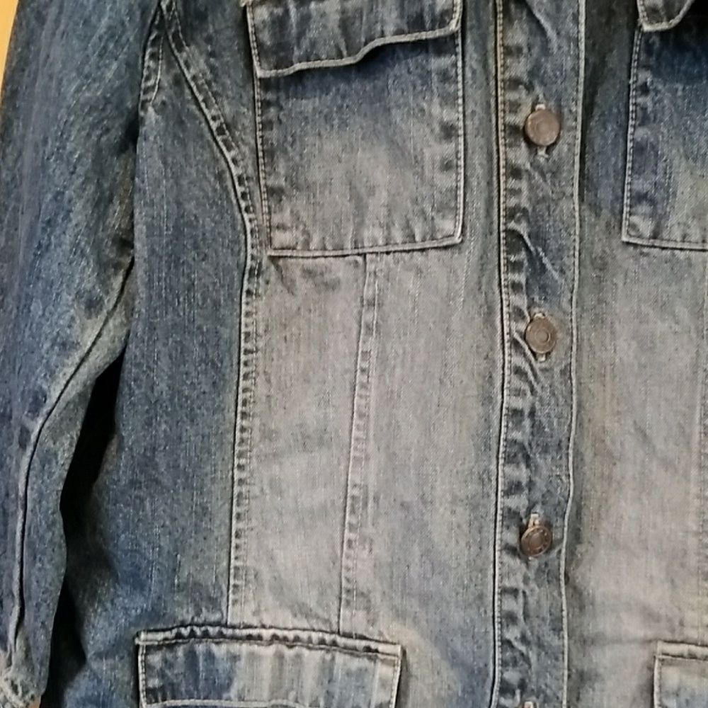 Jean jacket - Picture 2 of 4